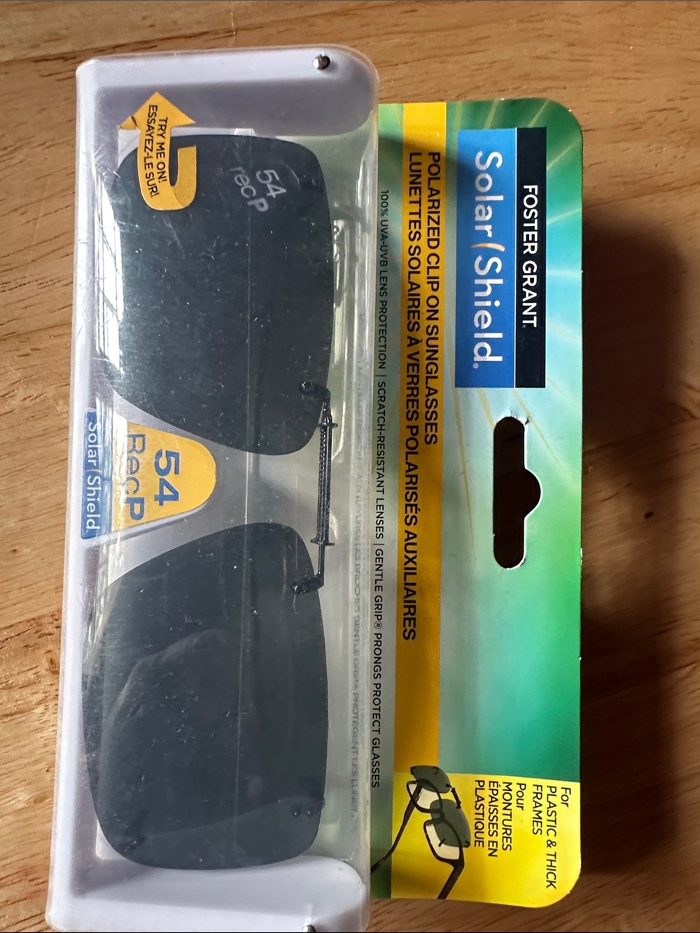 Foster Grant Solar Shield Clip-On Sunglasses - Black